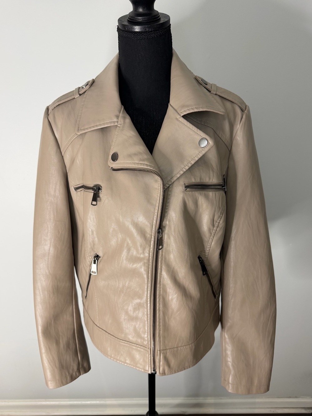 Bernardo Faux Leather Moto Jacket Neutral Tan Beige Women’s XL